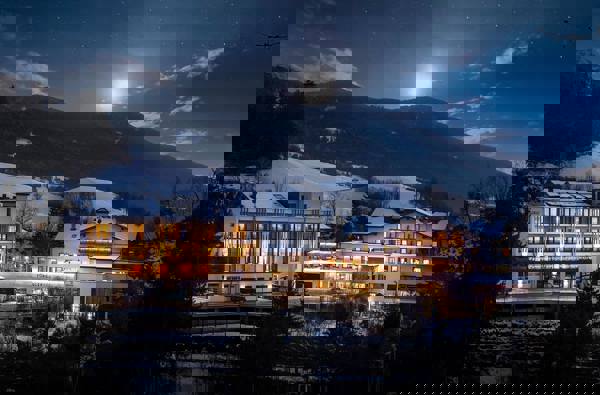 Hotel Torgglerhof***S - Skihotel In Den Dolomiten 2 0001 Hotel Torgglerhof Winterdaemmerung 03